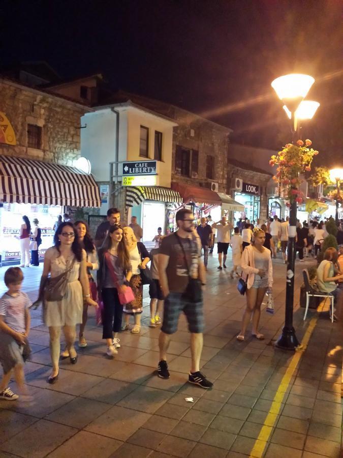 Guest House Ginek Ohrid Bagian luar foto