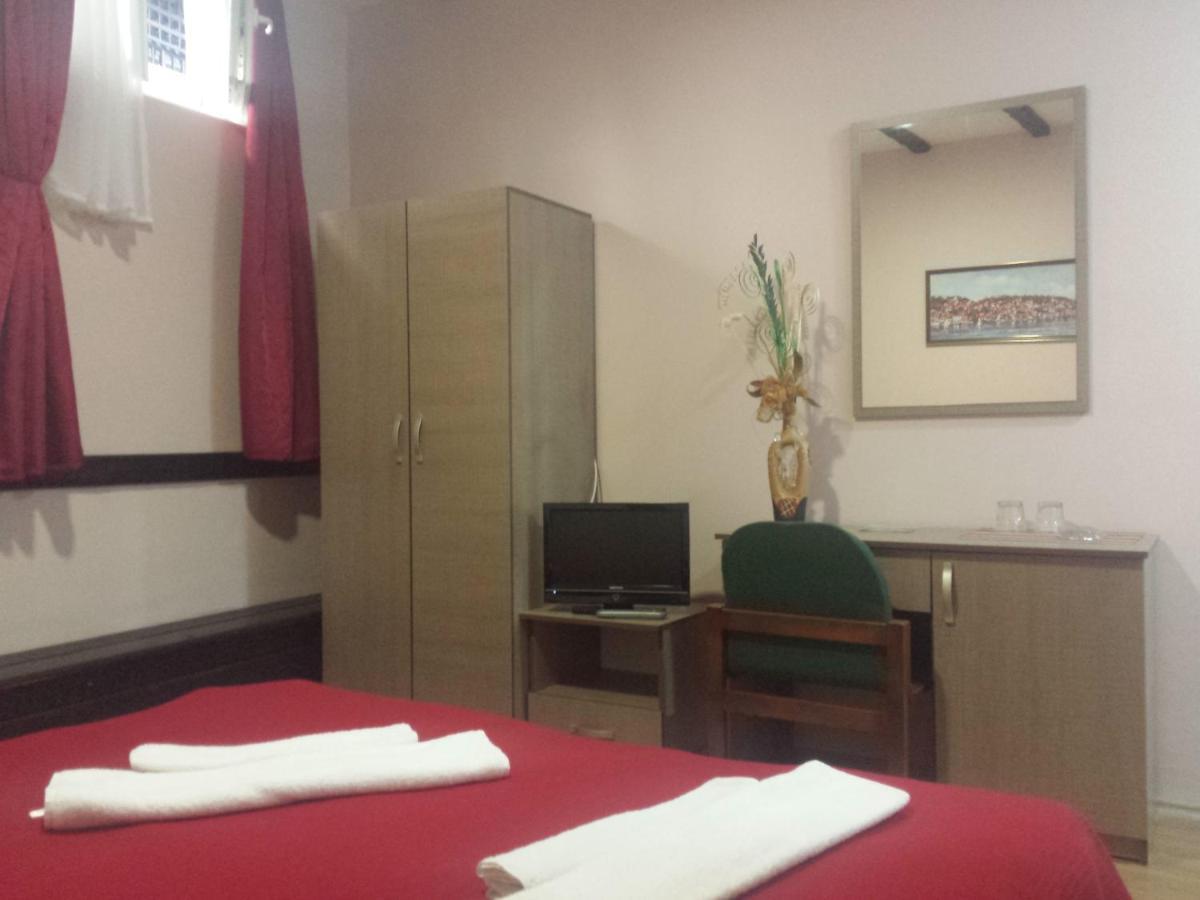 Guest House Ginek Ohrid Ruang foto