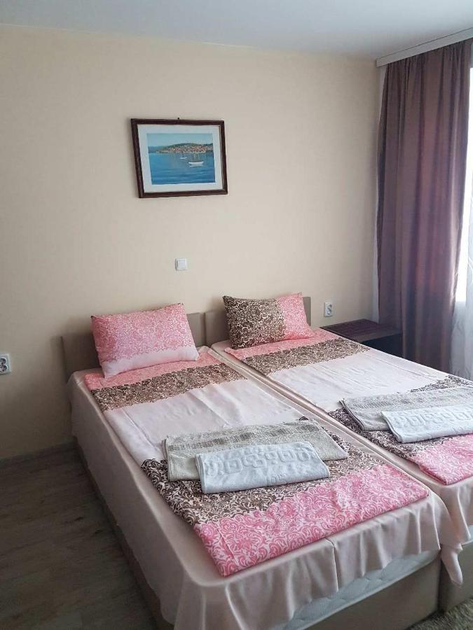 Guest House Ginek Ohrid Ruang foto